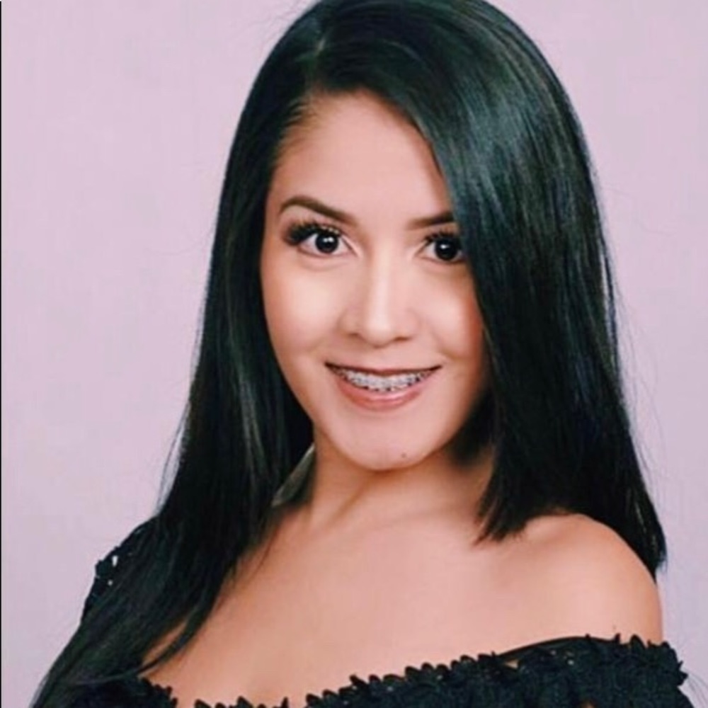 Meet your Posher, Karina